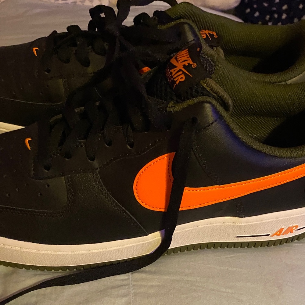 Nike Black and Orange Air Sneakers men’s size 12 orange and black brand new